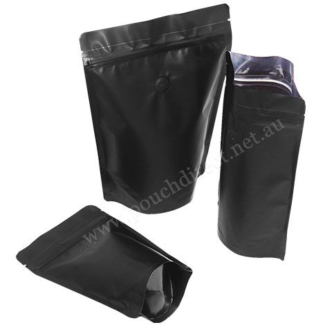 Pouch black store
